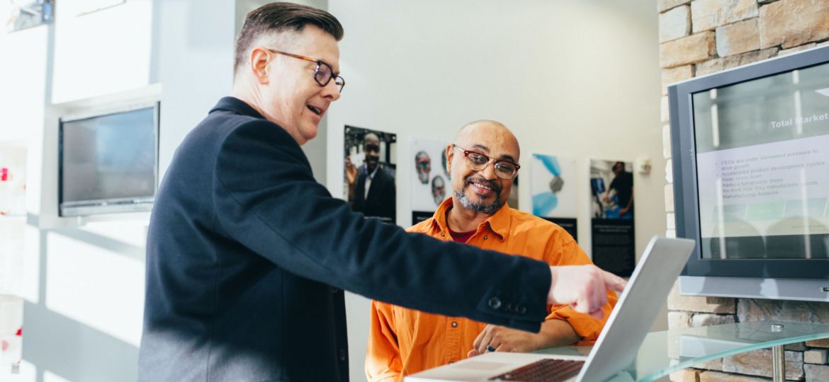 pexels-linkedin-sales-navigator-2182981